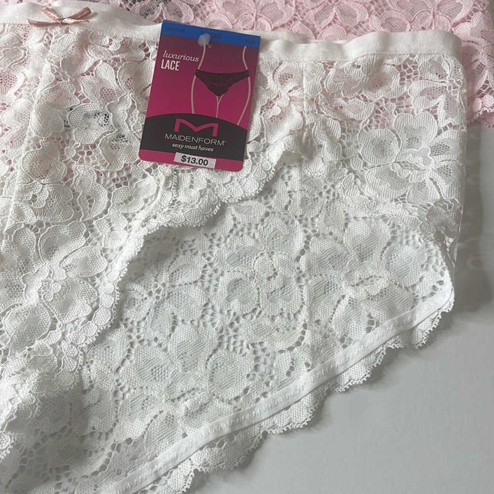 Maidenform Assortment of Lace Panties - 3 Pairs Size XL / 8 - Picture 2 of 9